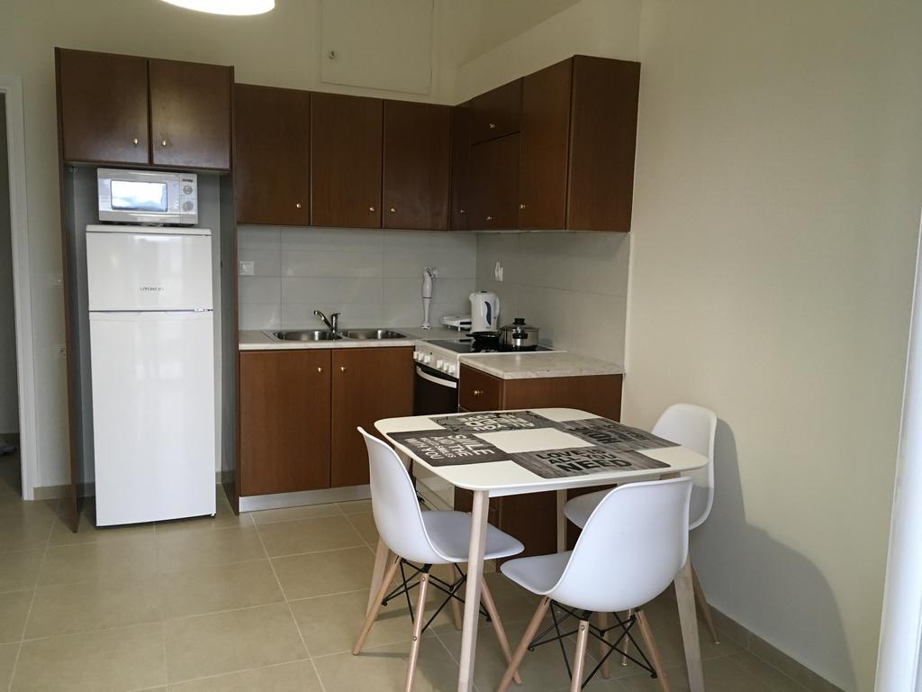 Demeliza Apartments Плака Экстерьер фото