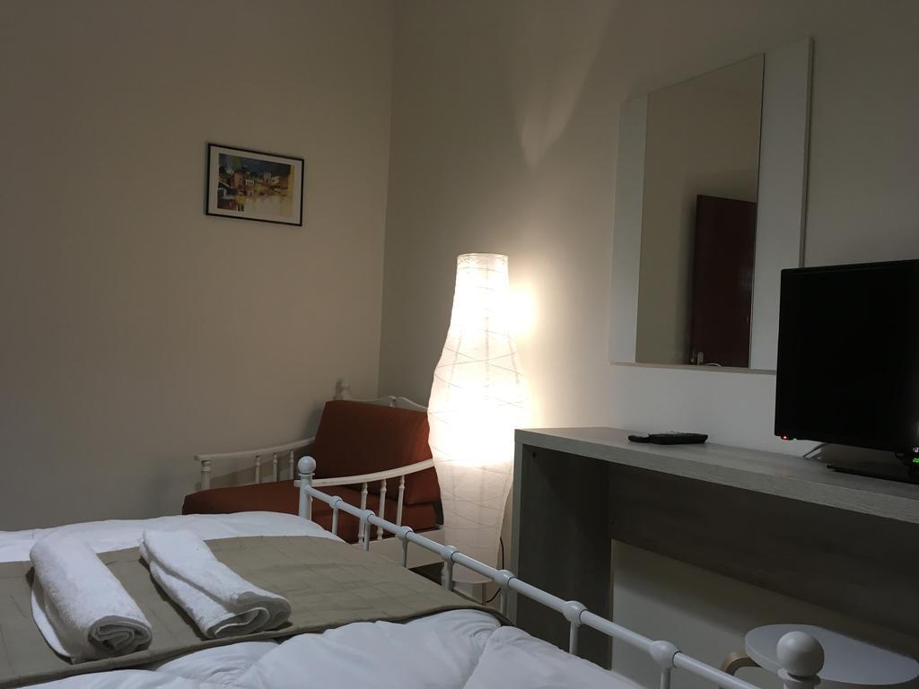 Demeliza Apartments Плака Экстерьер фото